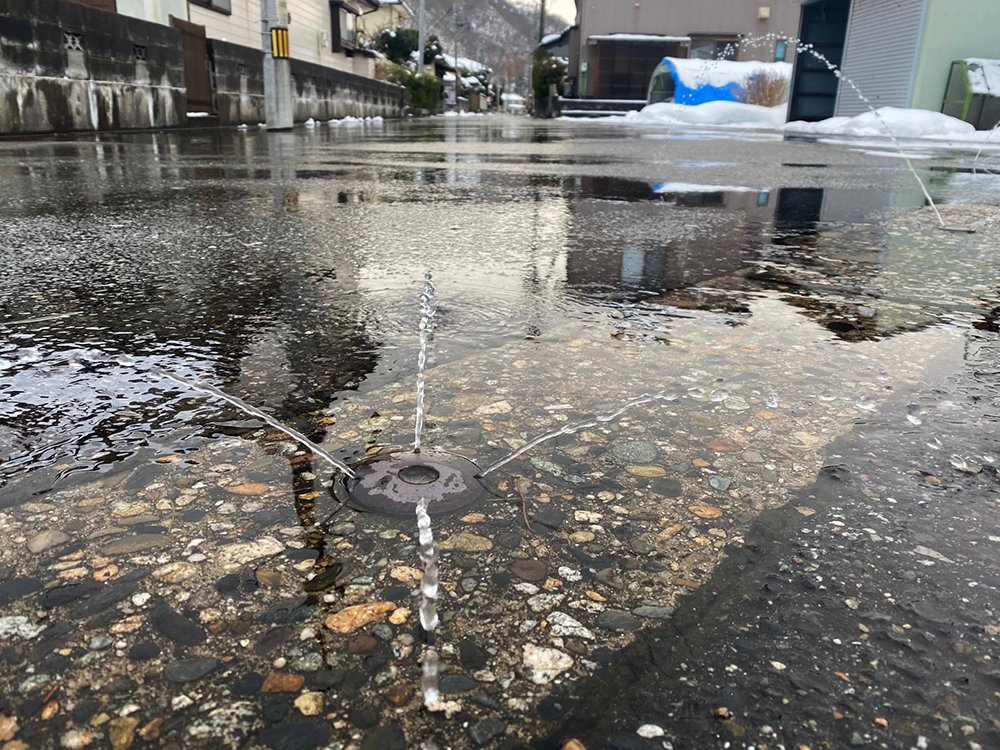 冬の安全を守る自治体の取り組み ！ 除雪作業・路面凍結対策・融雪道路の最前線