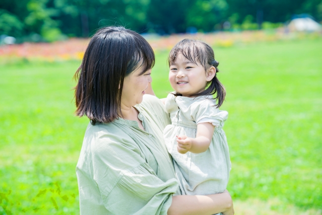 自治体の子育て支援とは？ 定住促進・体験格差対策・子育て支援パスポートまで解説